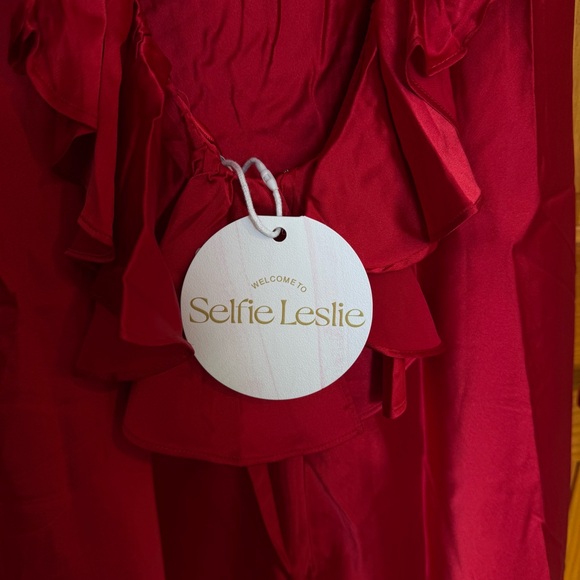 Selfie Leslie Crimson Ruffle Dress - Picture 4 of 5